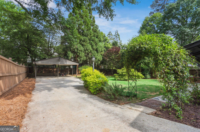 Avondale Estates, Georgia 30002, United States, 5 Bedrooms Bedrooms, ,5 BathroomsBathrooms,Residential,Pending,119574