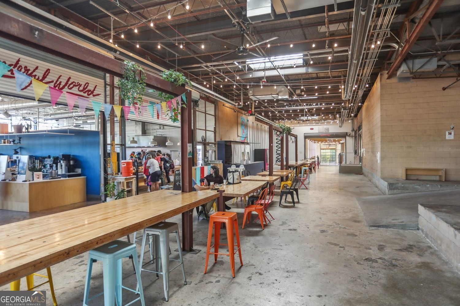 Avondale Estates, Georgia 30002, United States, 5 Bedrooms Bedrooms, ,5 BathroomsBathrooms,Residential,Pending,119574