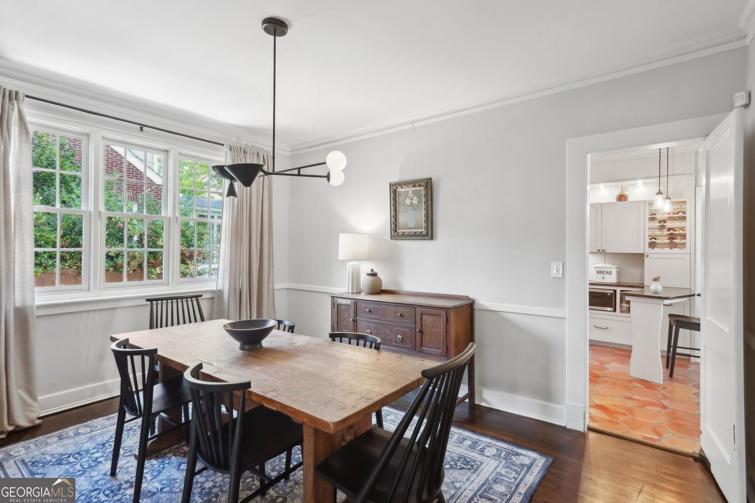 Avondale Estates, Georgia 30002, United States, 5 Bedrooms Bedrooms, ,5 BathroomsBathrooms,Residential,Pending,119574