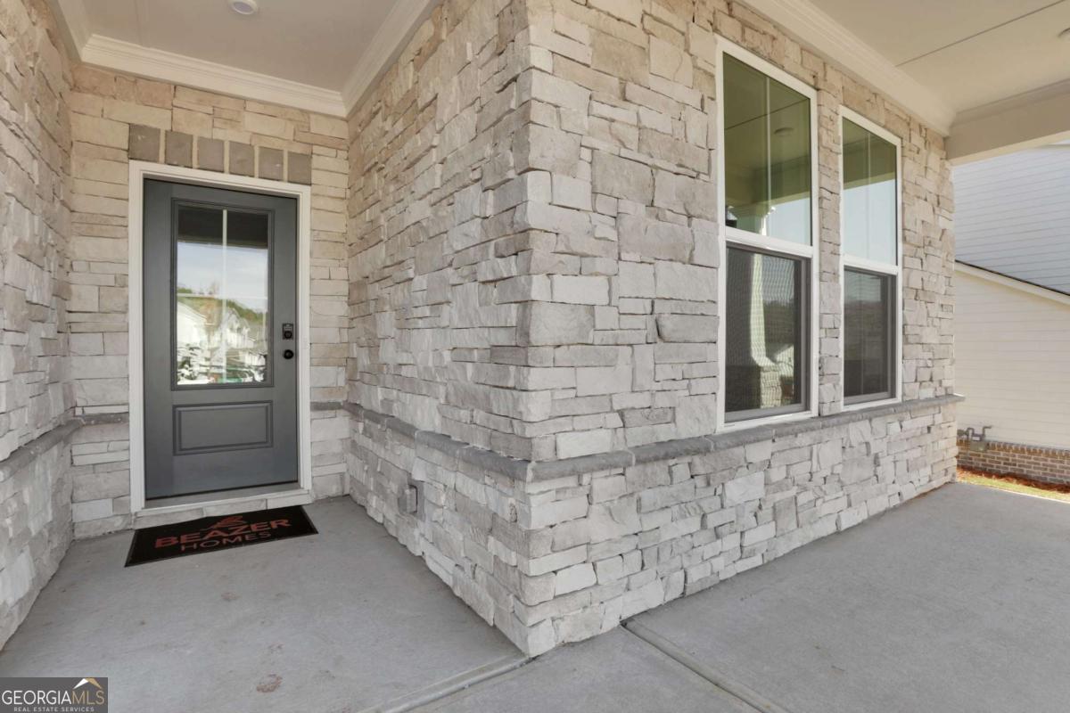 4232 Adler CIR 50