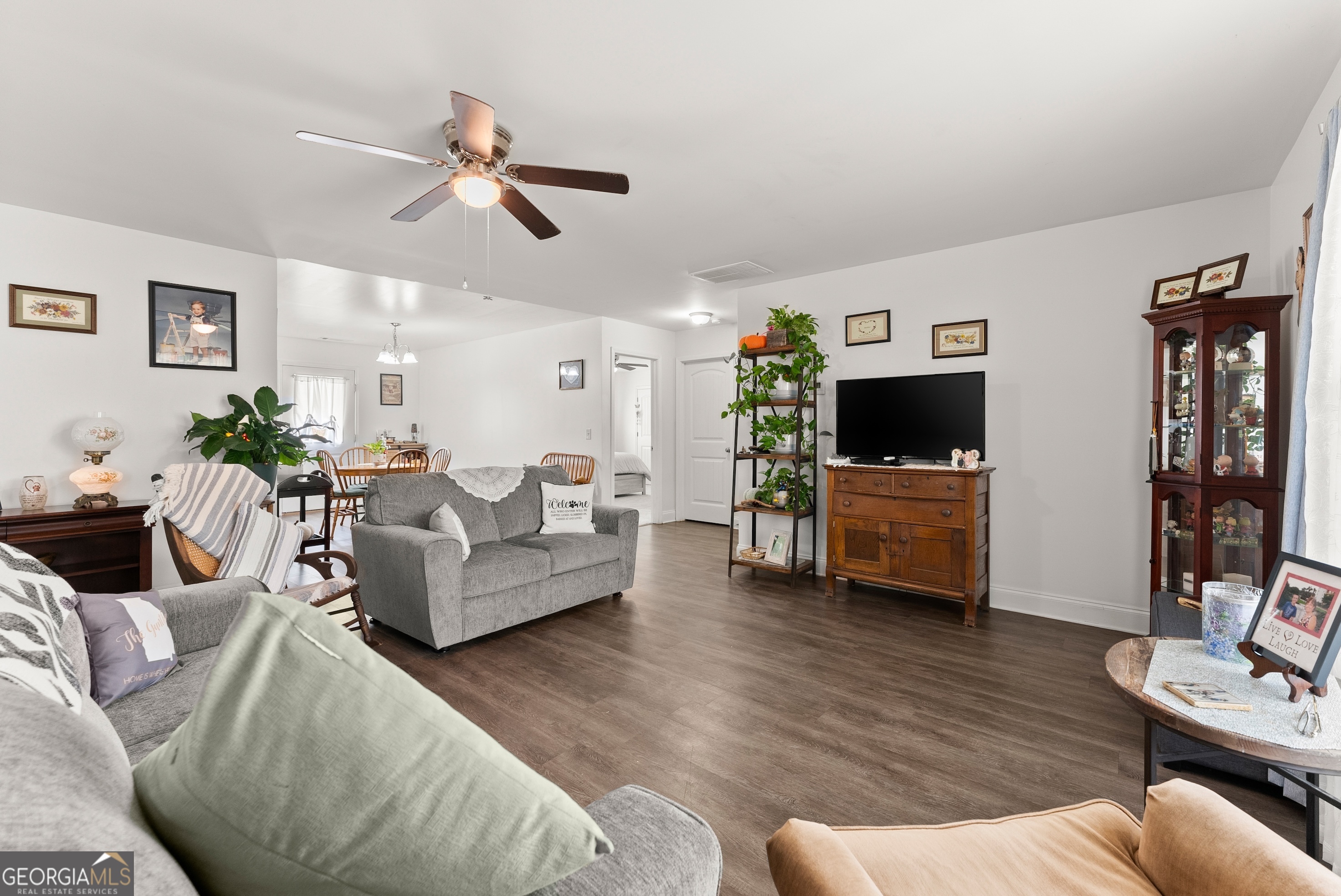 203 Russell Woods DR