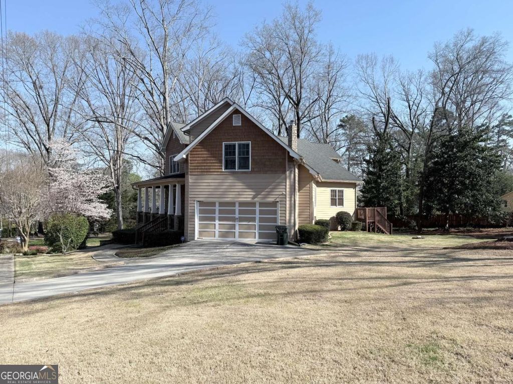 Photo of 1065 Turner Street NE, Conyers, GA 30012 (MLS # 10715168)