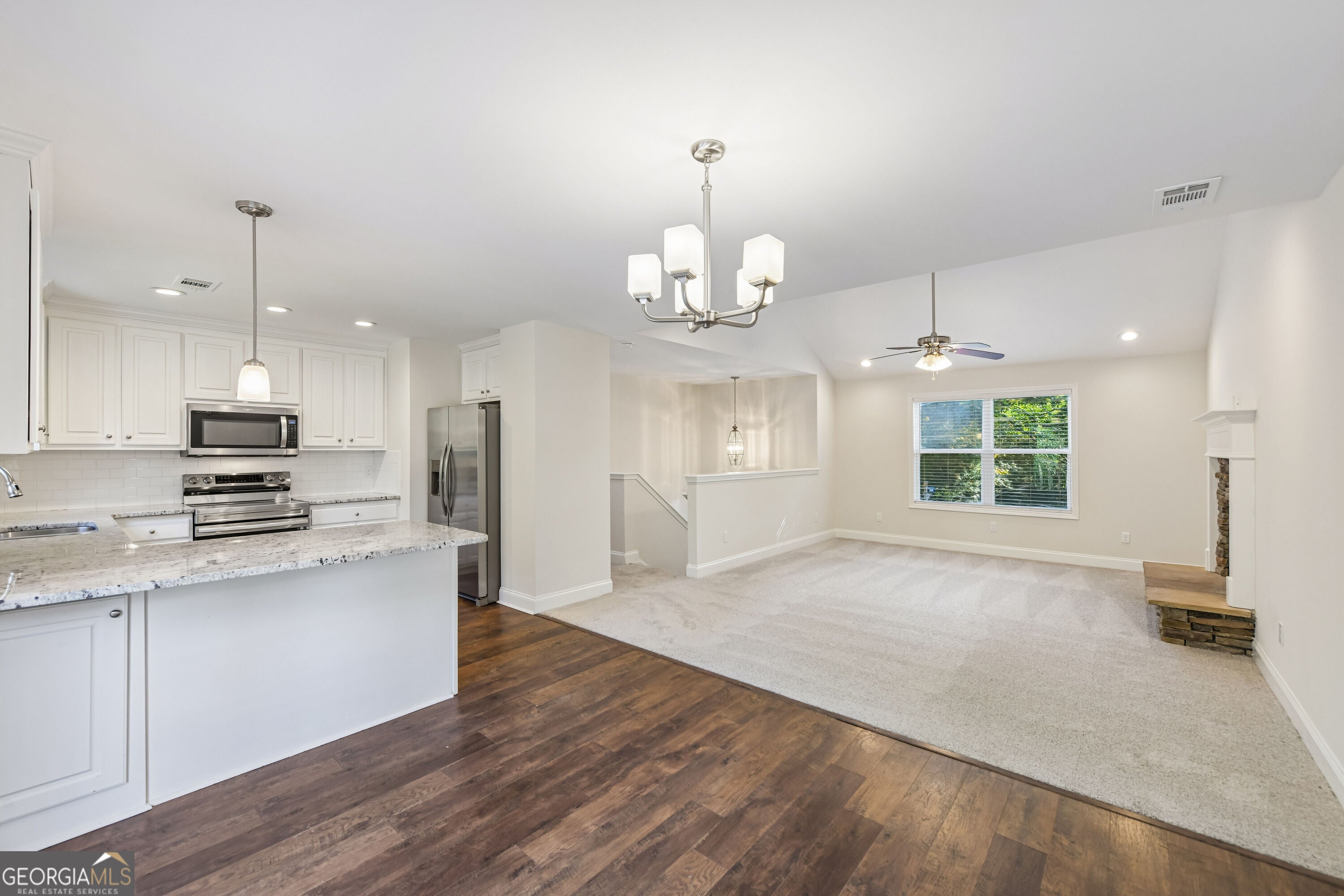 3983 Fraser CIR