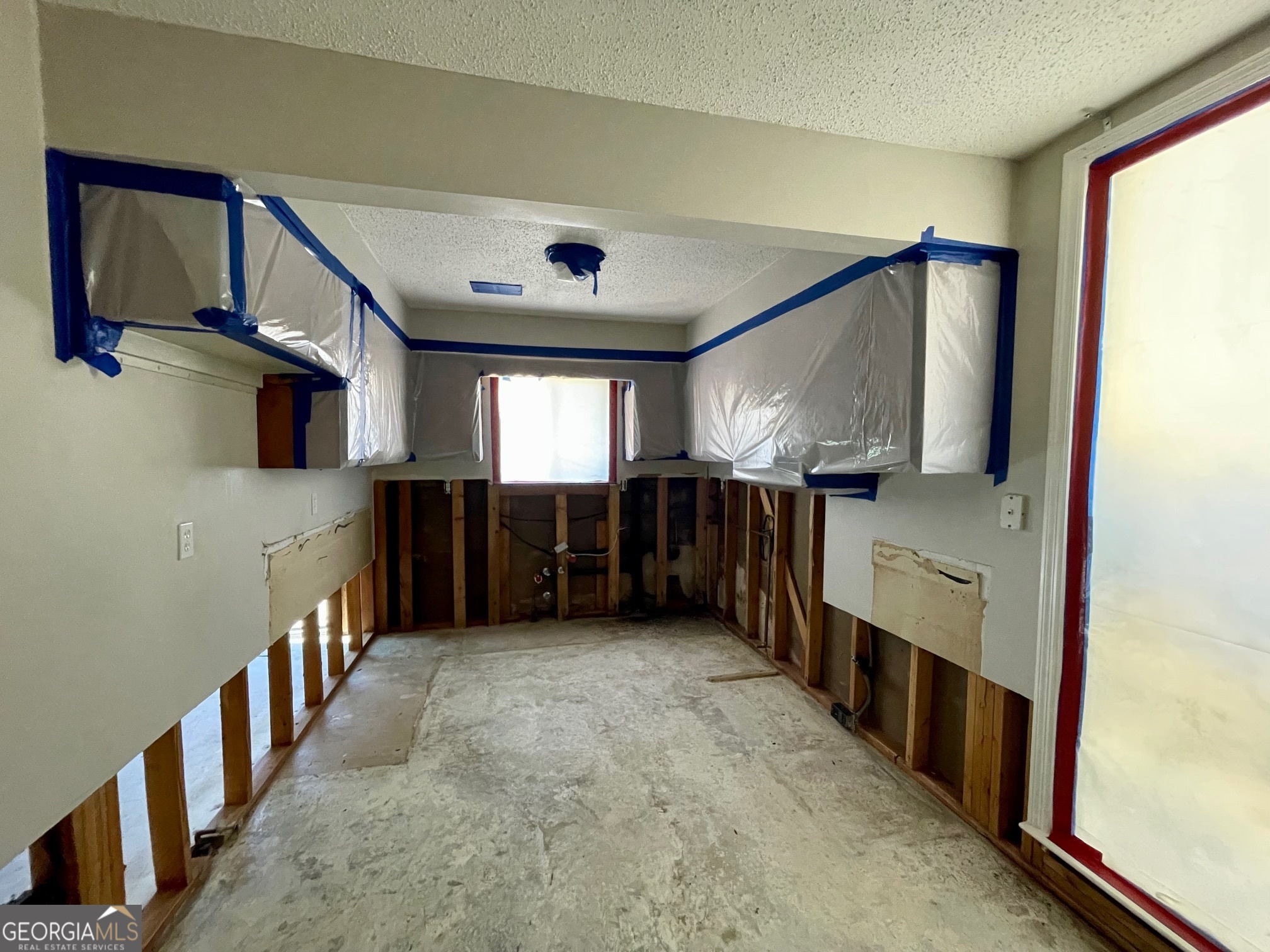CHATTAHOOCHEE CHASE - Residential