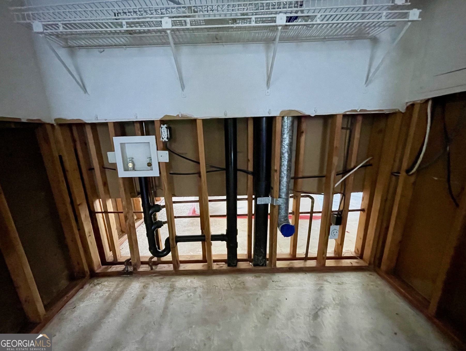 CHATTAHOOCHEE CHASE - Residential