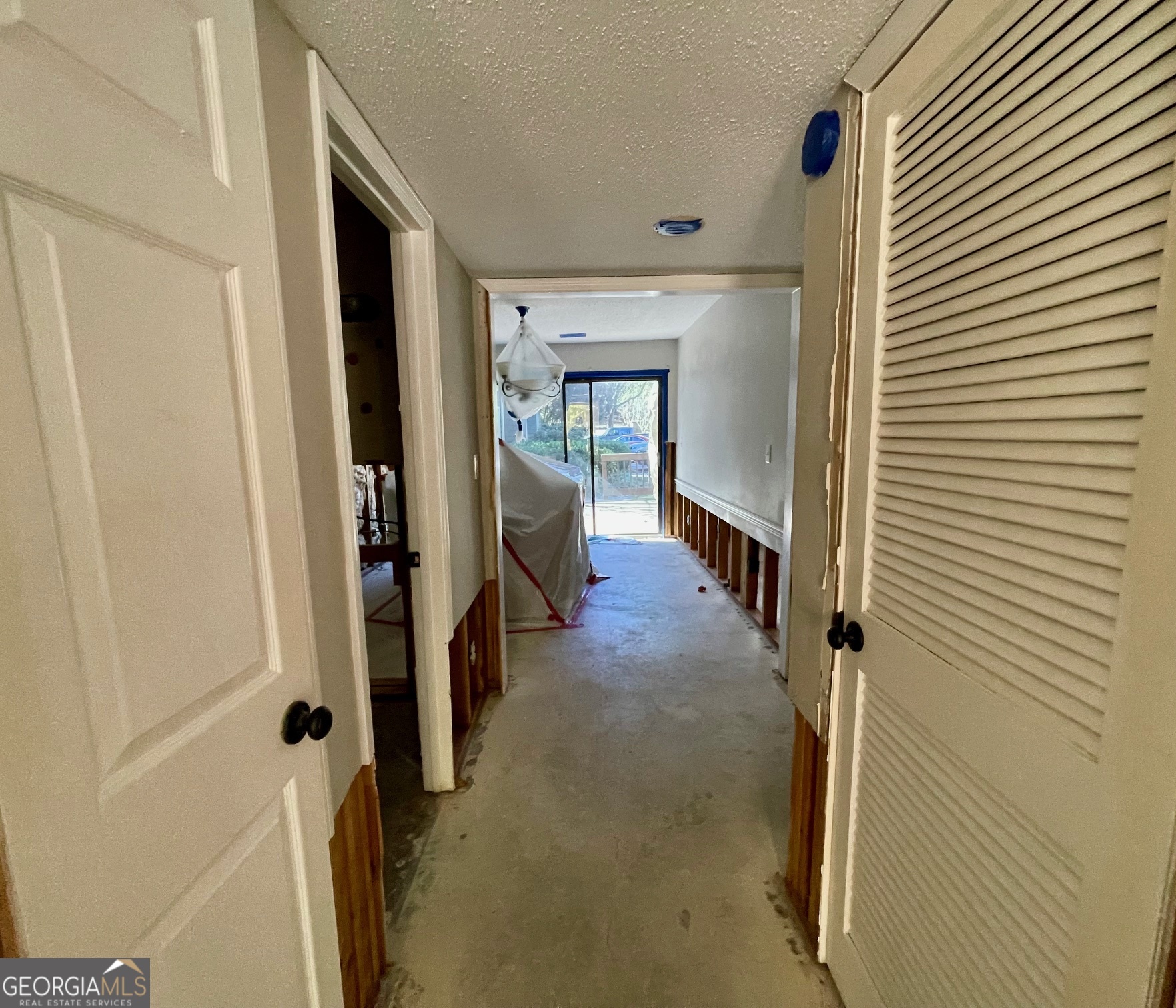 CHATTAHOOCHEE CHASE - Residential