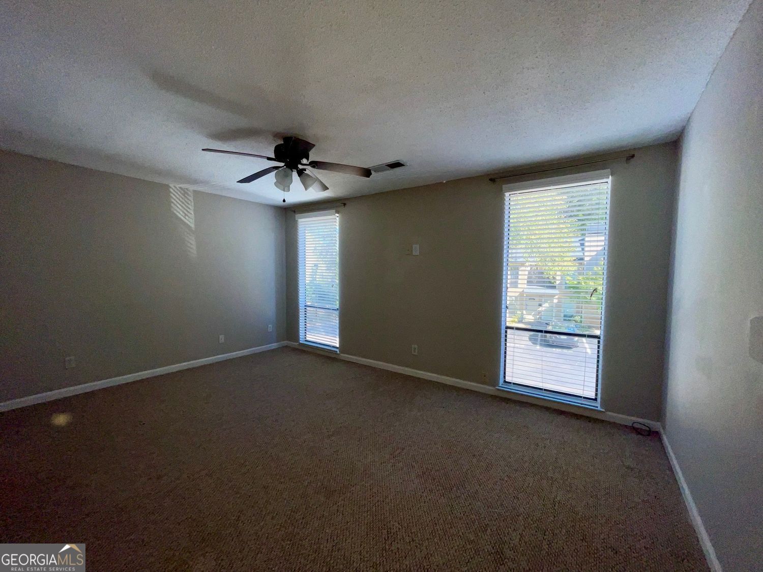 CHATTAHOOCHEE CHASE - Residential