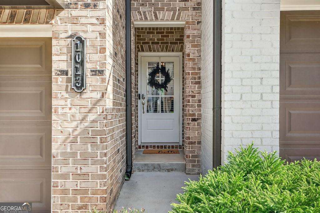 1013 Rohner WAY