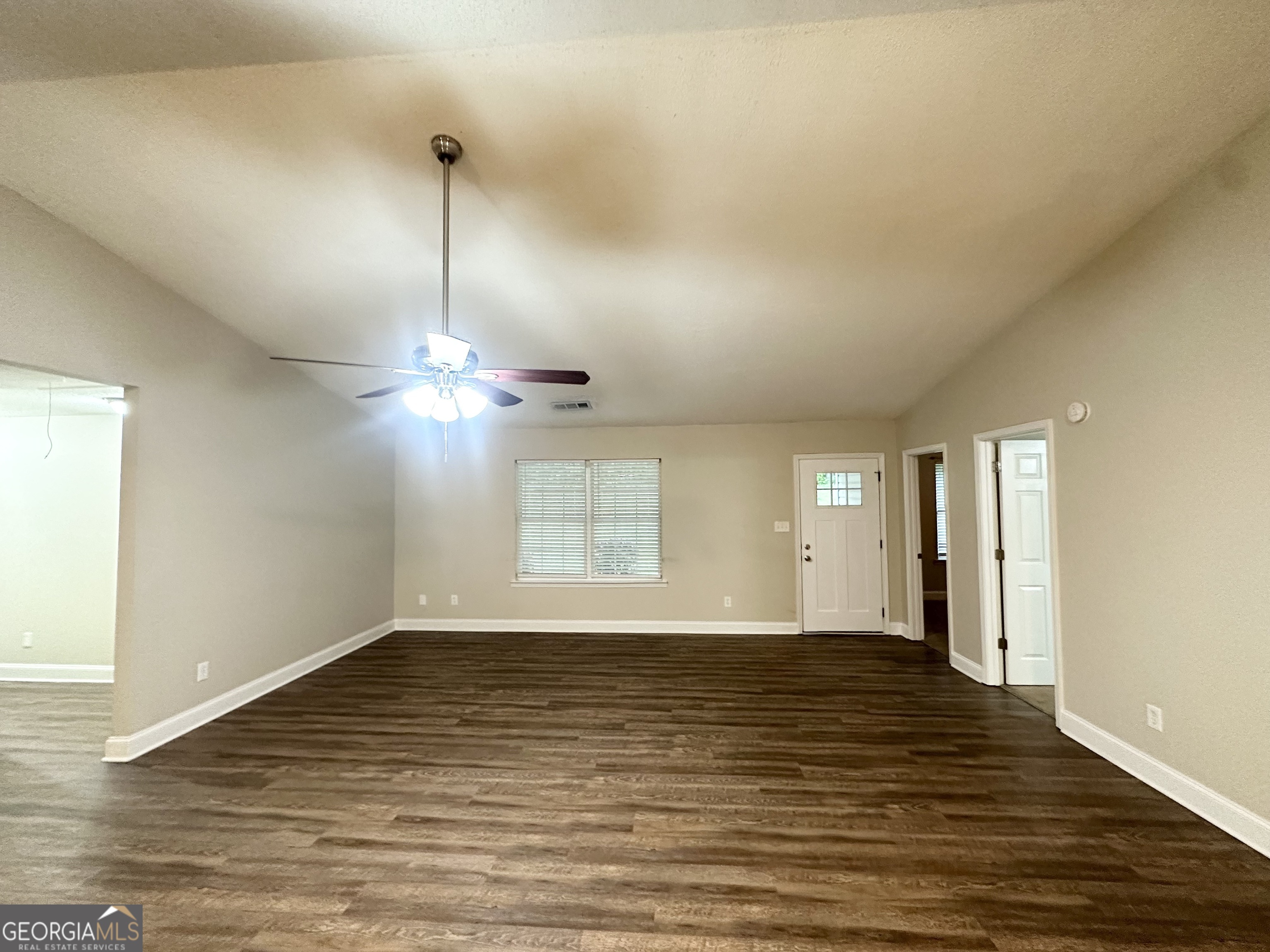 221 Courthouse Park DR