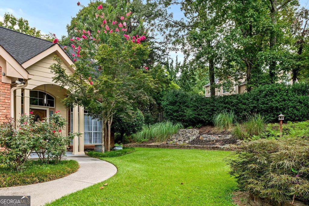 Photo of 4042 GABLES Ct, Buford, GA 30519 (MLS # 10656092)