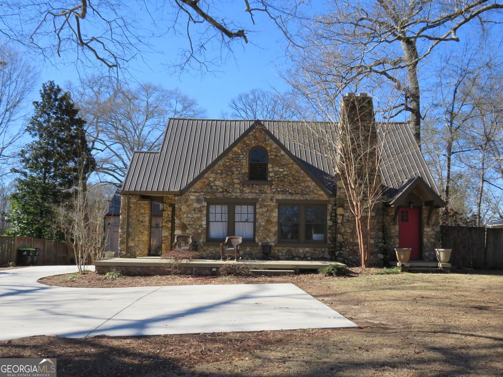 Photo of 607 N College Street, Cedartown, GA 30125 (MLS # 10676885)