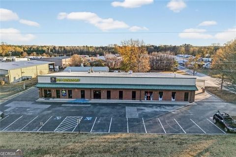 1595 Access RD Covington GA 30014