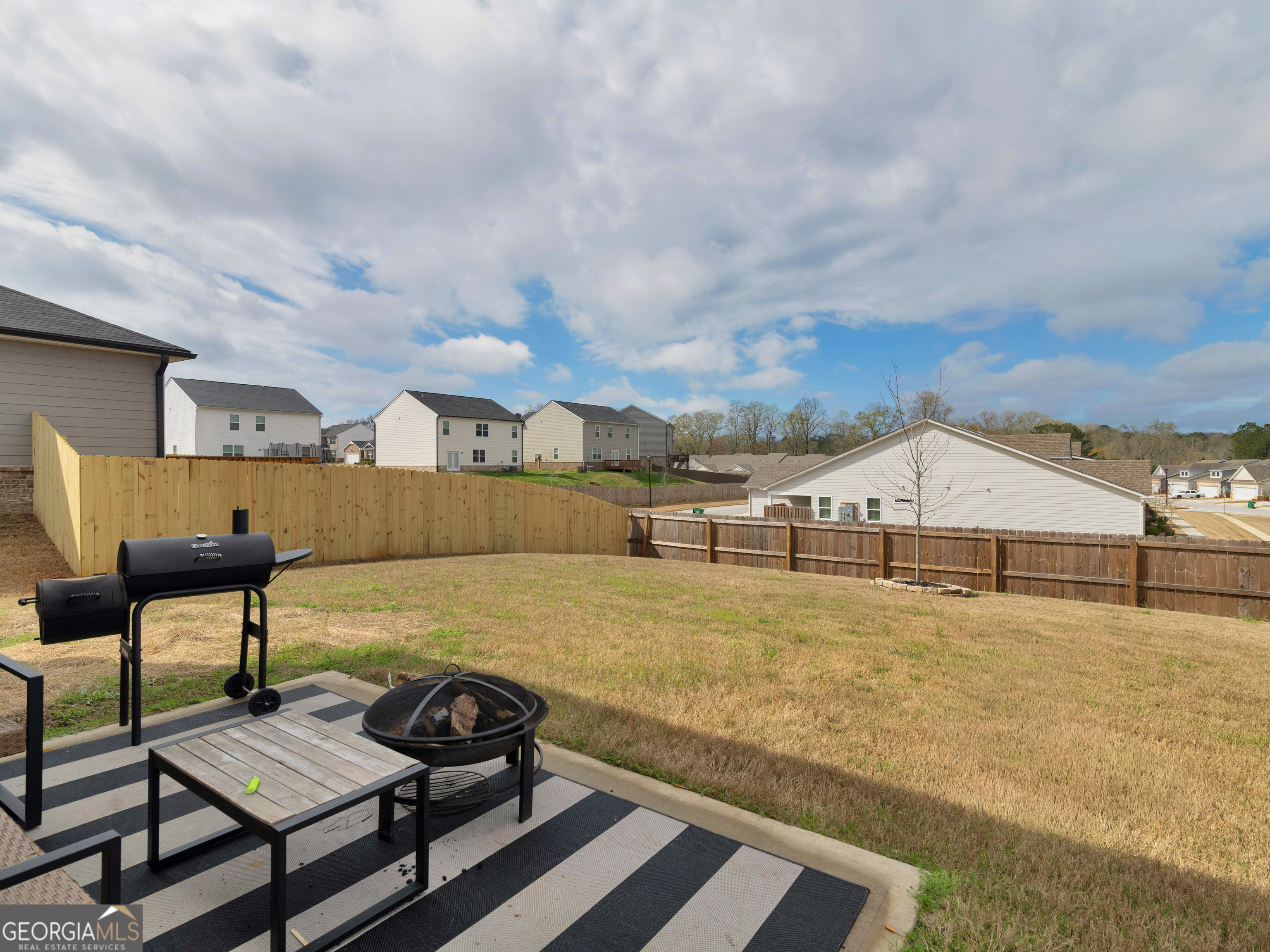 205 Montgomery DR