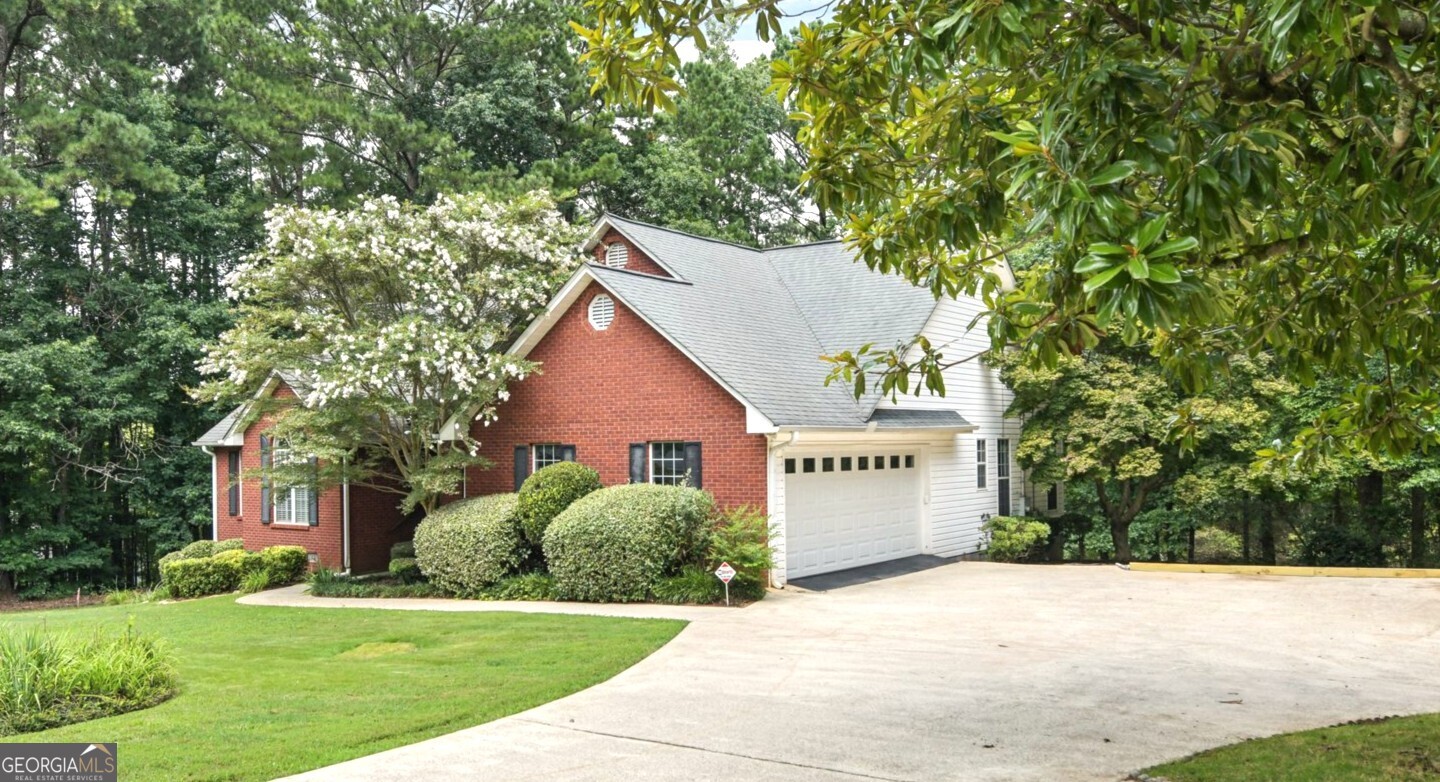 2415 Mitchell RD