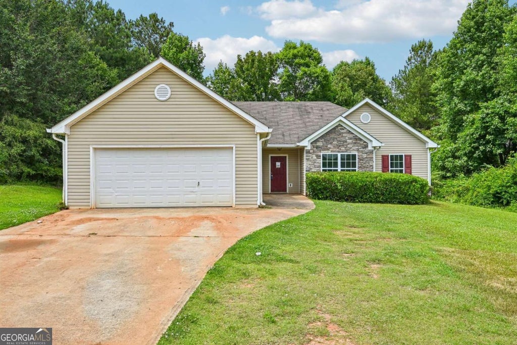 Photo of 70 Shenandoah Lane, Covington, GA 30016 (MLS # 10797363)
