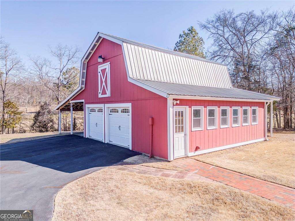 887 Big Springs RD SE