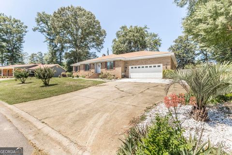 A home in Warner Robins