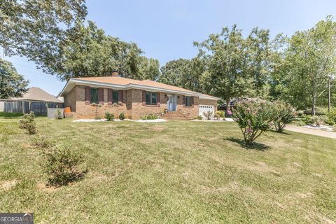 A home in Warner Robins