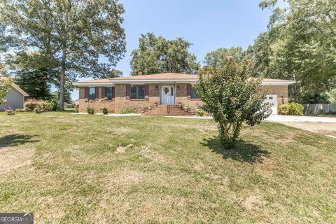 A home in Warner Robins