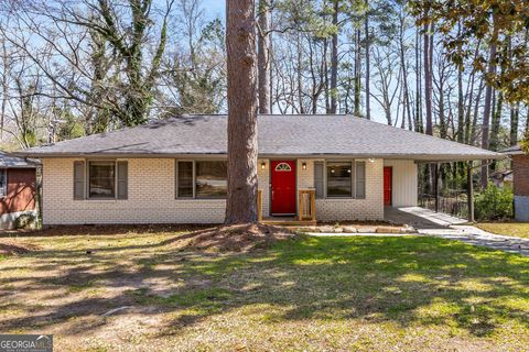 Photo of 2462 Macon Drive SW, Atlanta, GA 30315 (MLS # 10484813) Photo of 2462 Macon Drive SW, Atlanta, GA 30315 (MLS # 10484813)