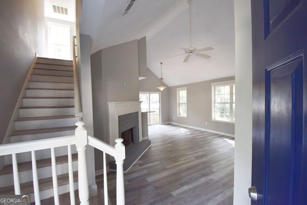 Photo of 700 S Fairfield Drive, Peachtree City, GA 30269 (MLS # 10728156)