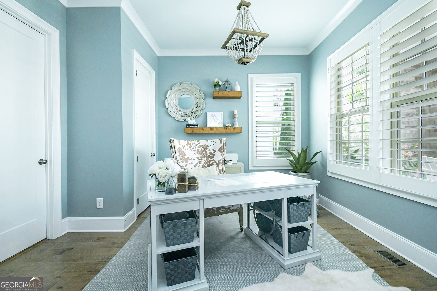 Sandy Springs, Georgia 30328, United States, 5 Bedrooms Bedrooms, ,4 BathroomsBathrooms,Residential,Active,190881