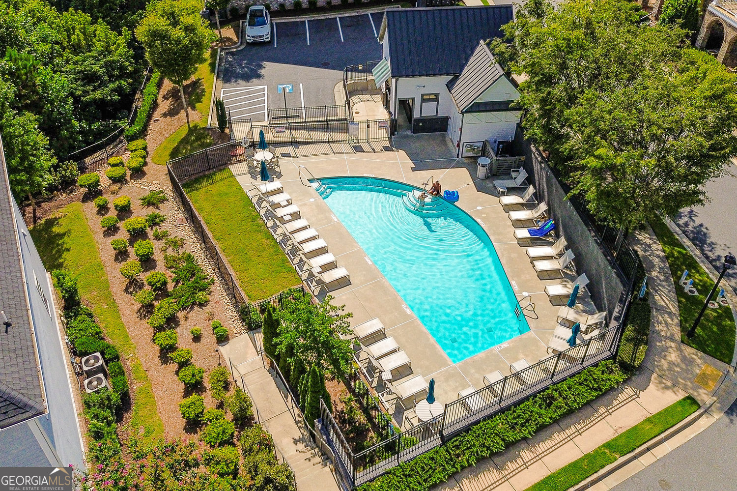 Sandy Springs, Georgia 30328, United States, 5 Bedrooms Bedrooms, ,4 BathroomsBathrooms,Residential,Active,190881