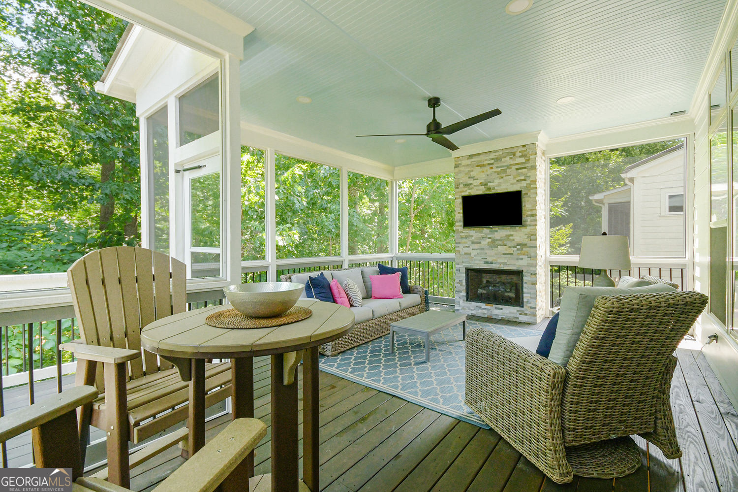 Sandy Springs, Georgia 30328, United States, 5 Bedrooms Bedrooms, ,4 BathroomsBathrooms,Residential,Active,190881