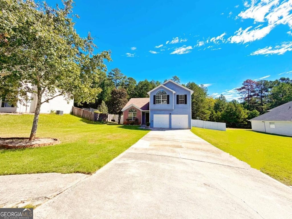 Photo of 119 Barrington Parkway, Stockbridge, GA 30281 (MLS # 10854715)