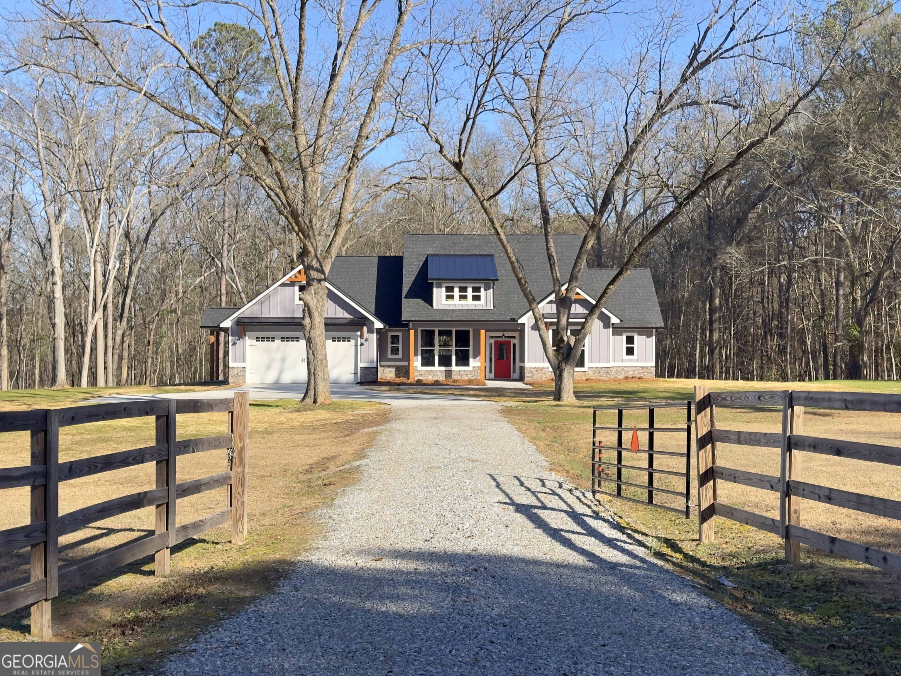 811 Barnetts Bridge RD