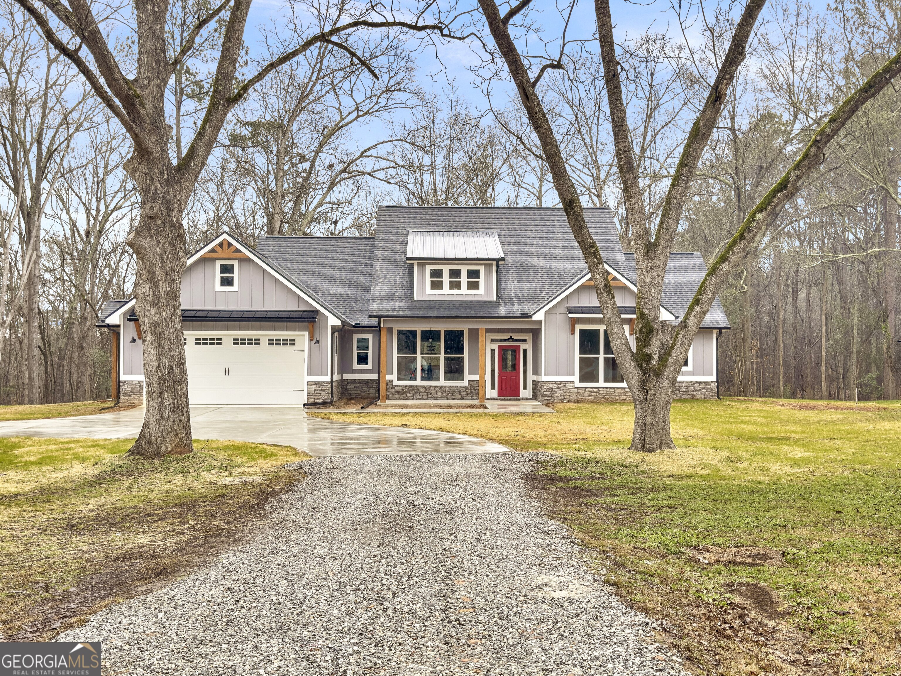 811 Barnetts Bridge RD