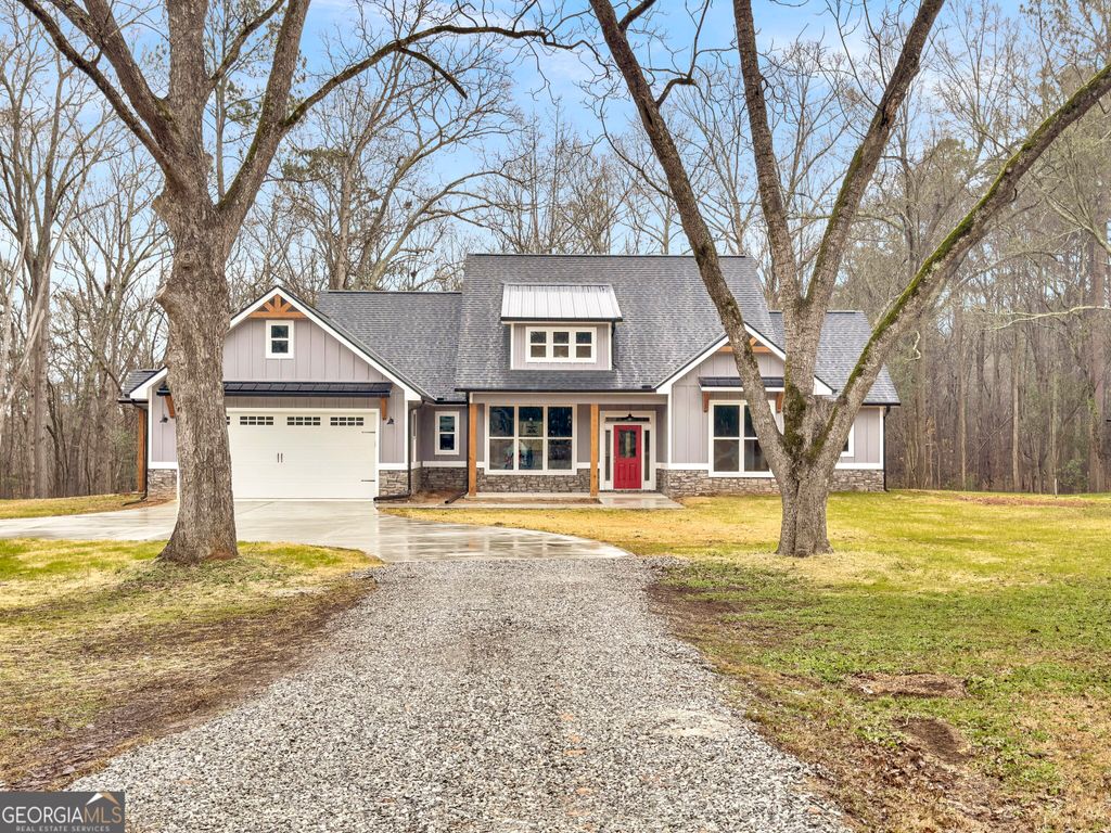 Photo of 811 Barnetts Bridge Road, Jackson, GA 30233 (MLS # 10688099)