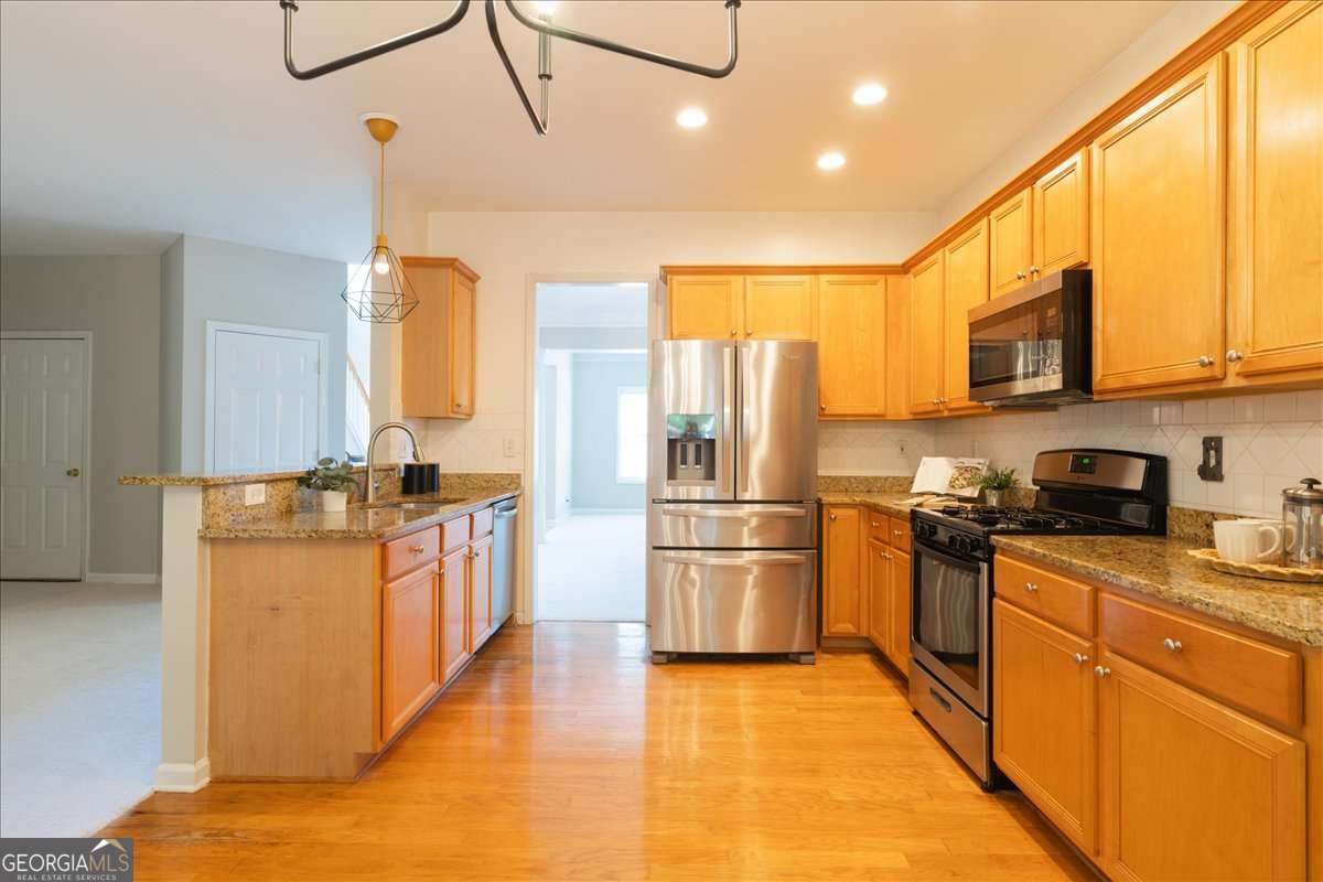1074 Frog Leap TRL NW