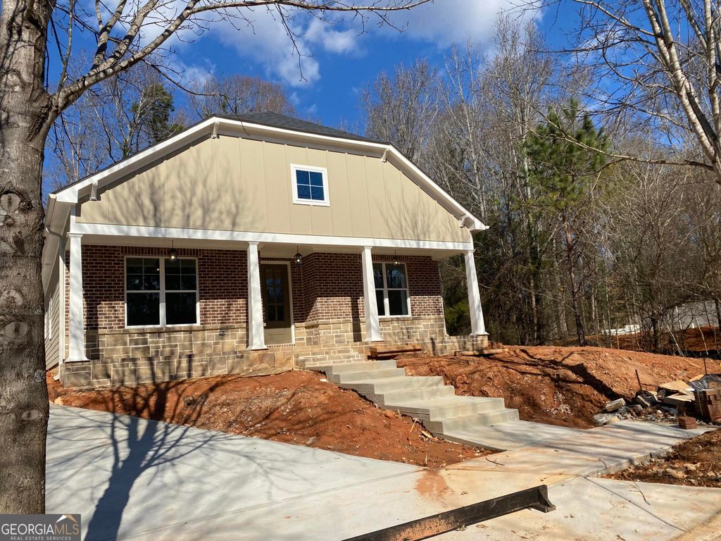 Photo of 325 Edgewater Drive, Athens, GA 30605 (MLS # 10693620)