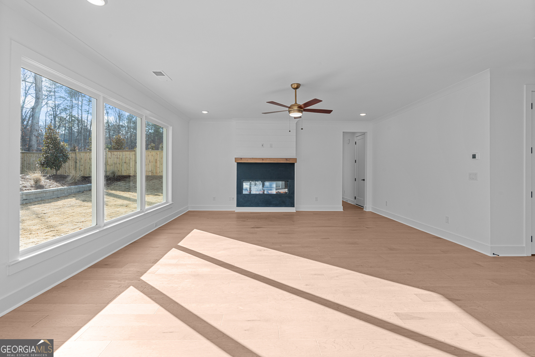 Ellis - Residential
