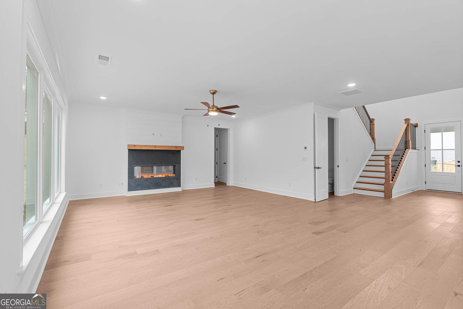 Ellis - Residential