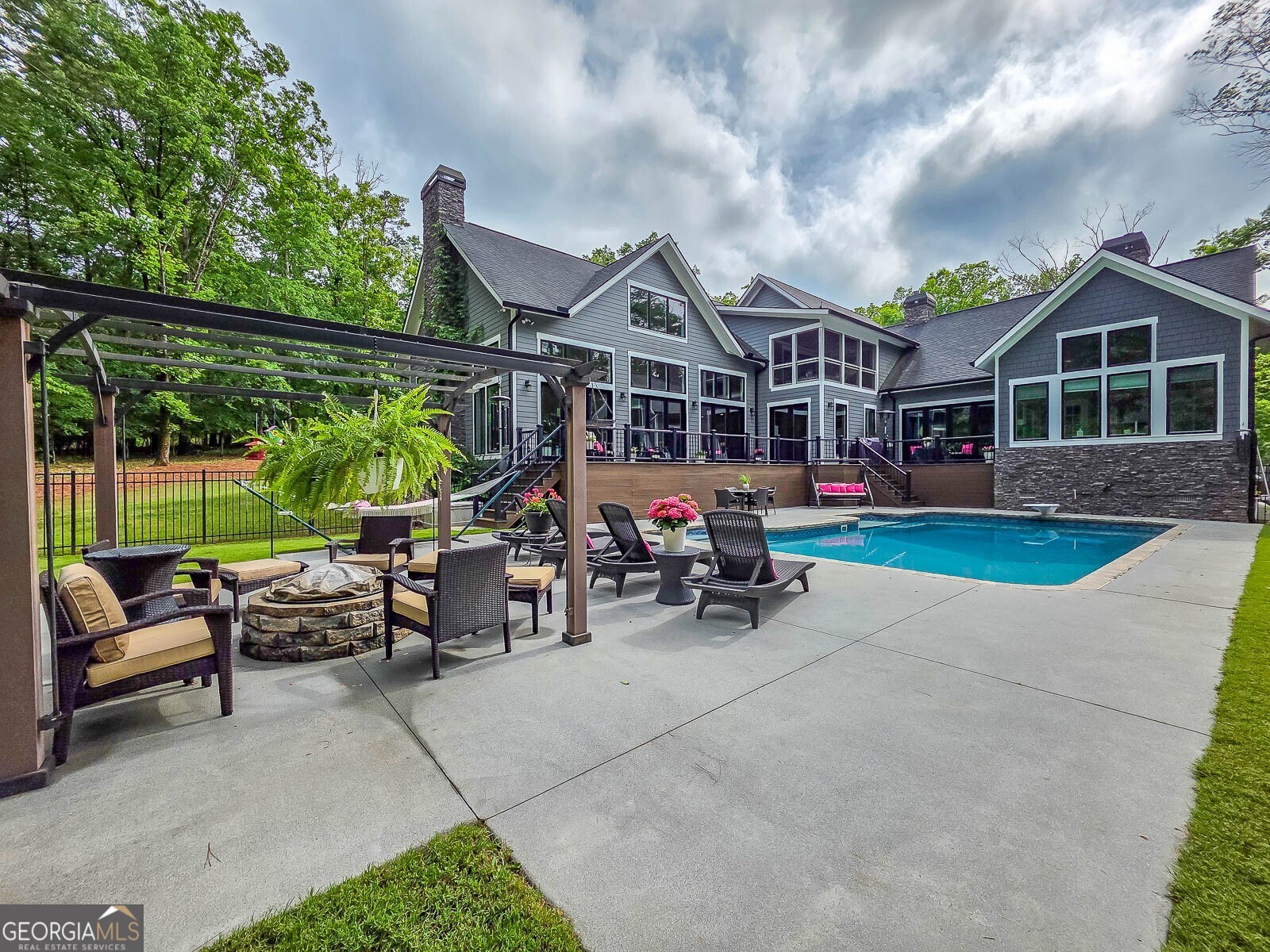 14 Allatoona Estates DR SE