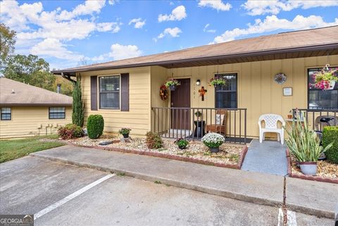 1101 New Horizon ST Powder Springs GA 30127