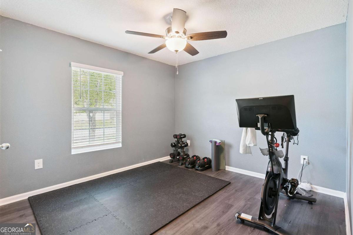 134 Holston CIR