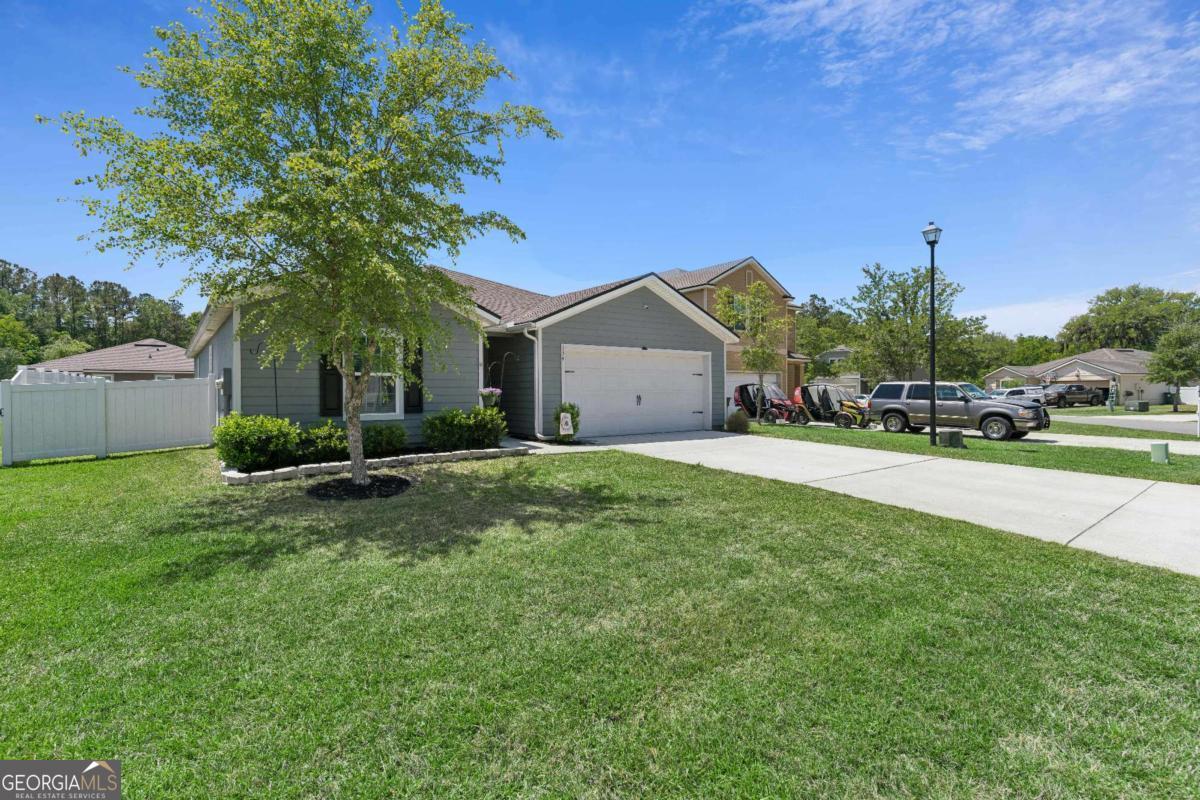134 Holston CIR