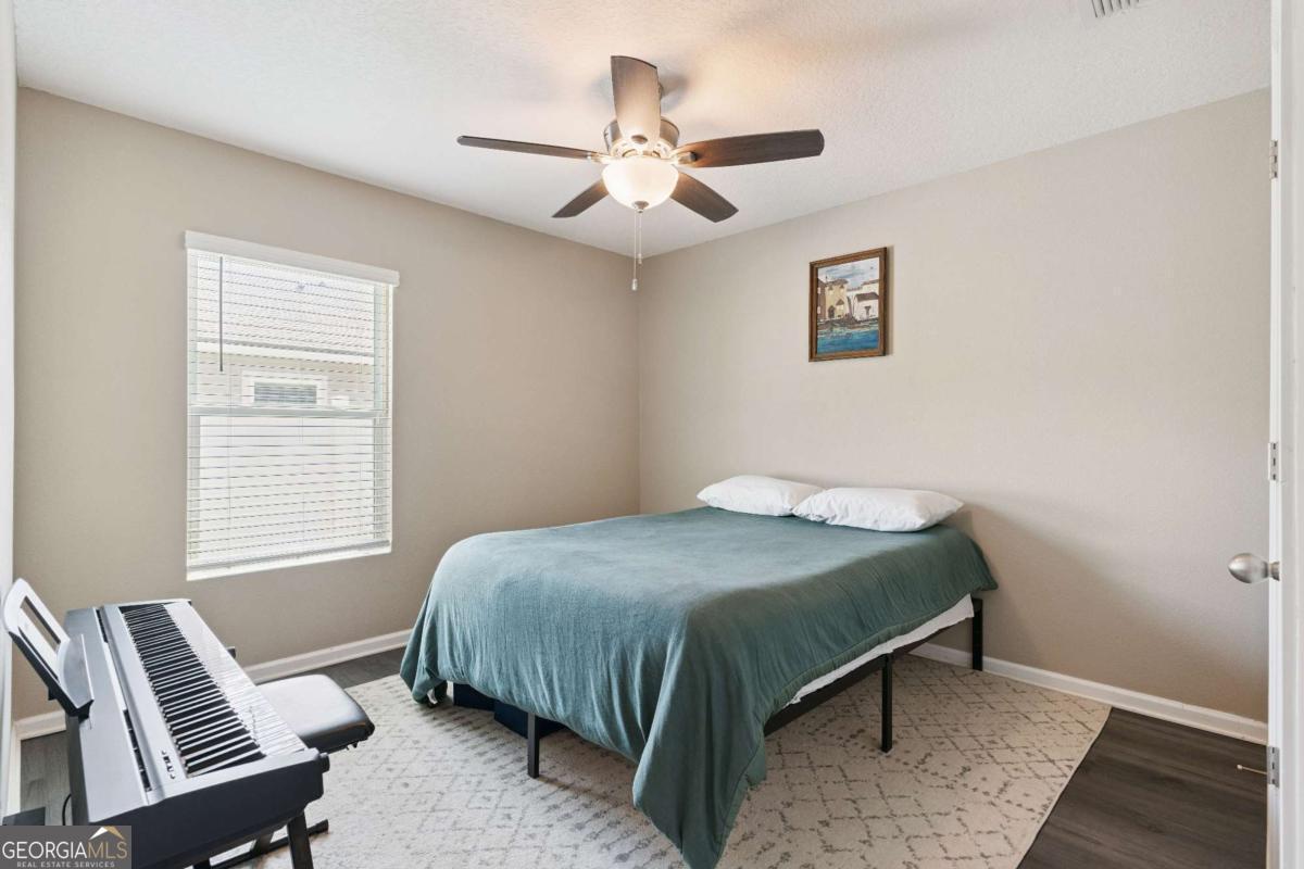 134 Holston CIR