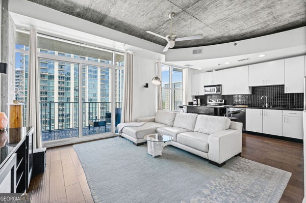 250 PHARR RD NE APT 1304, ATLANTA, GA 30305 - Image 2532422b27faed30fdb0b8a552873c0b/3453012371