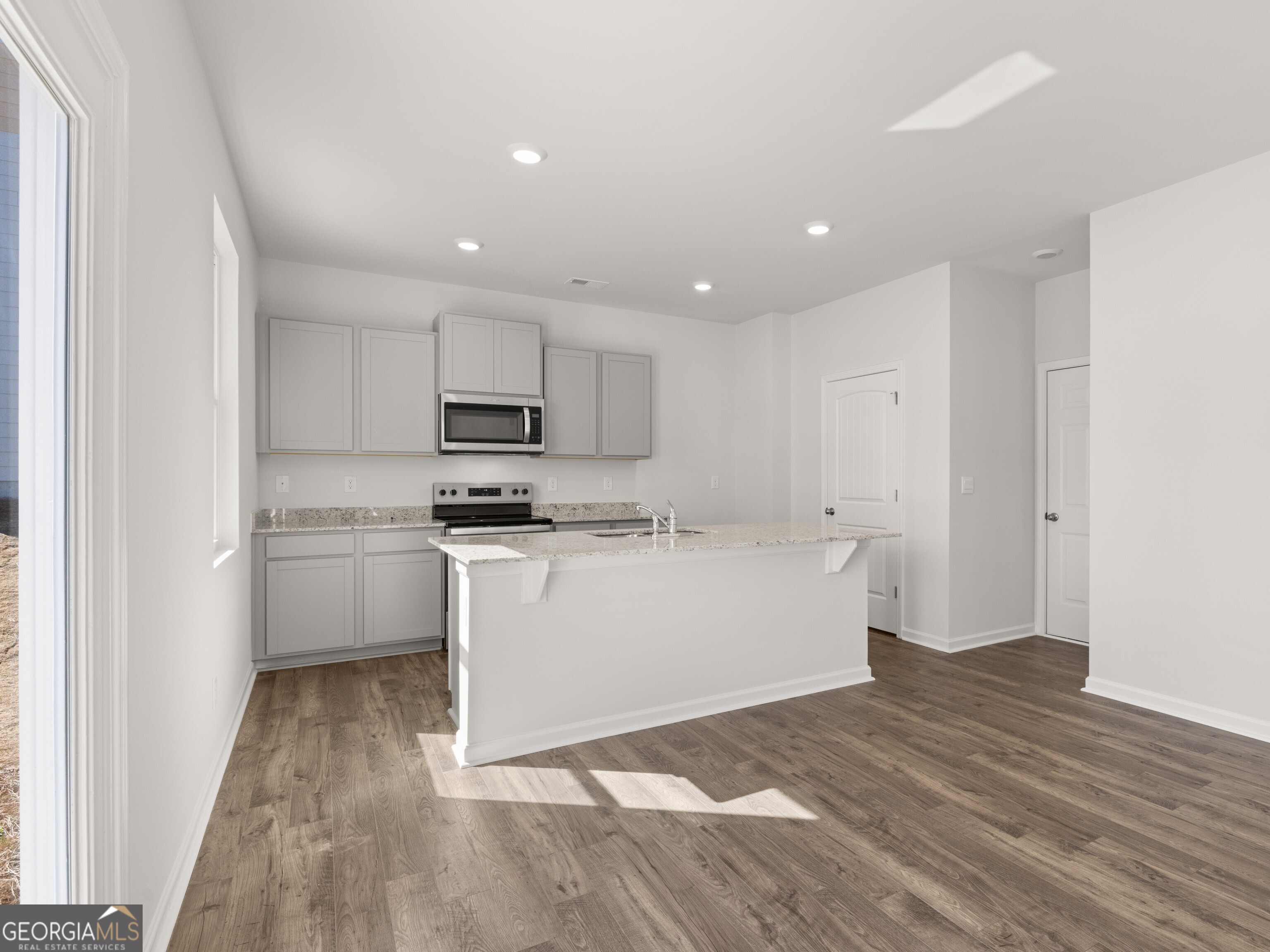 13 Coggins PL