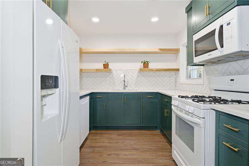 2749 Saint Augustine TRL SE