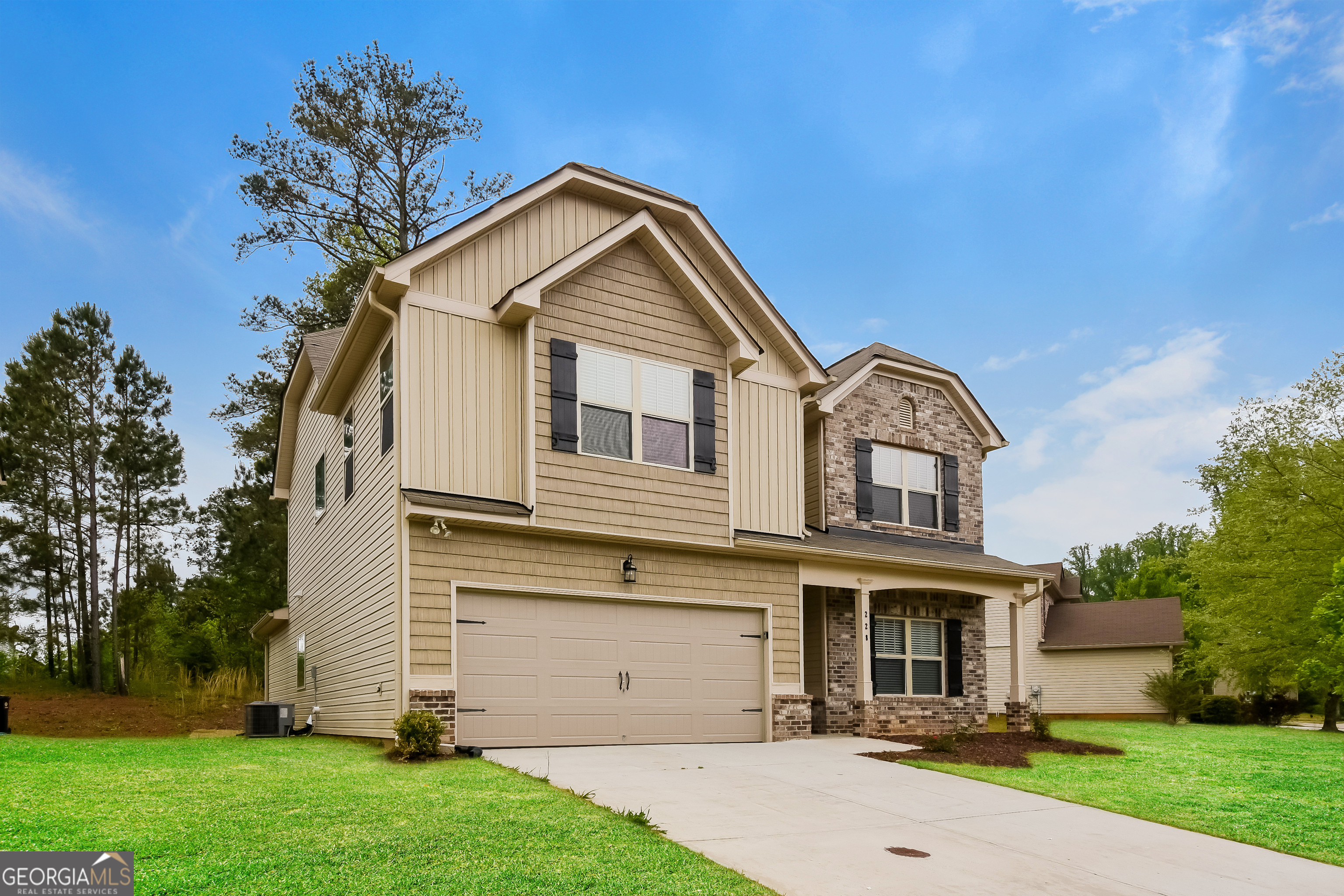 228 Stephens Mill DR
