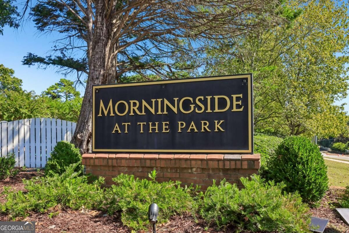 1203 Morningside Park DR
