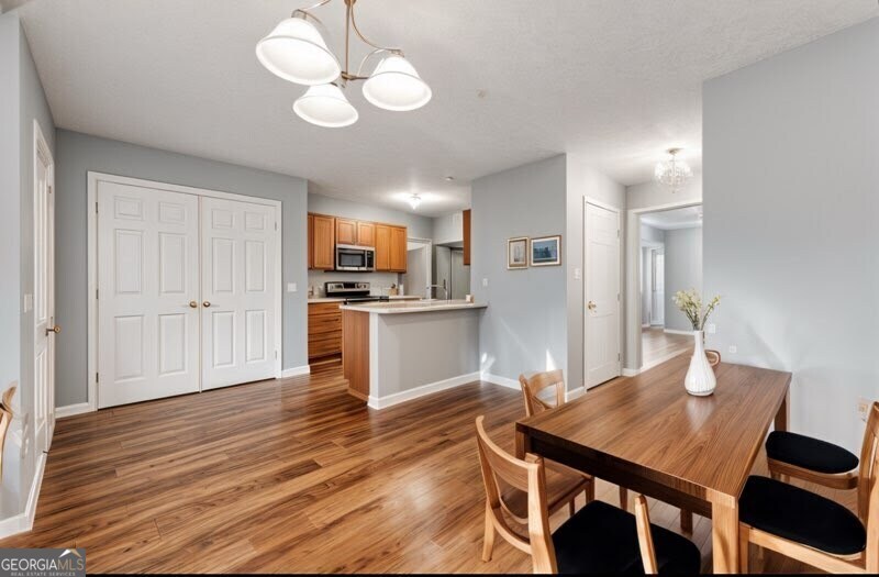 4413 Pinscher ST