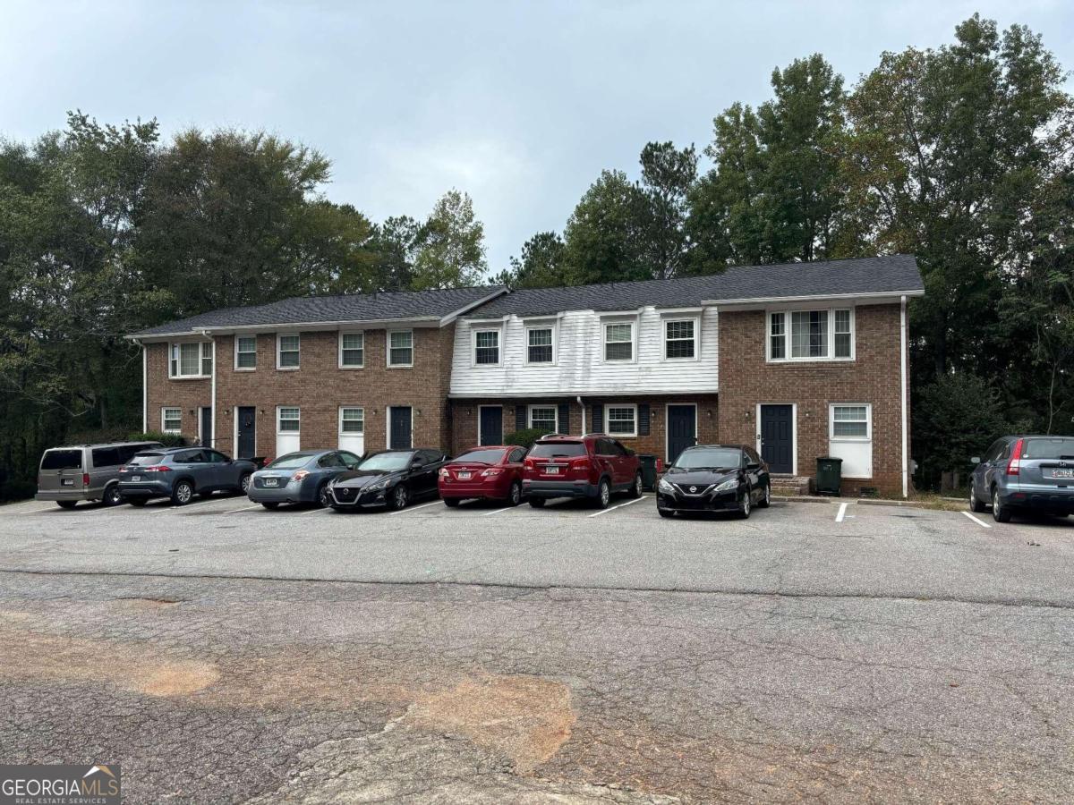 180 Chalfont LN 1-6