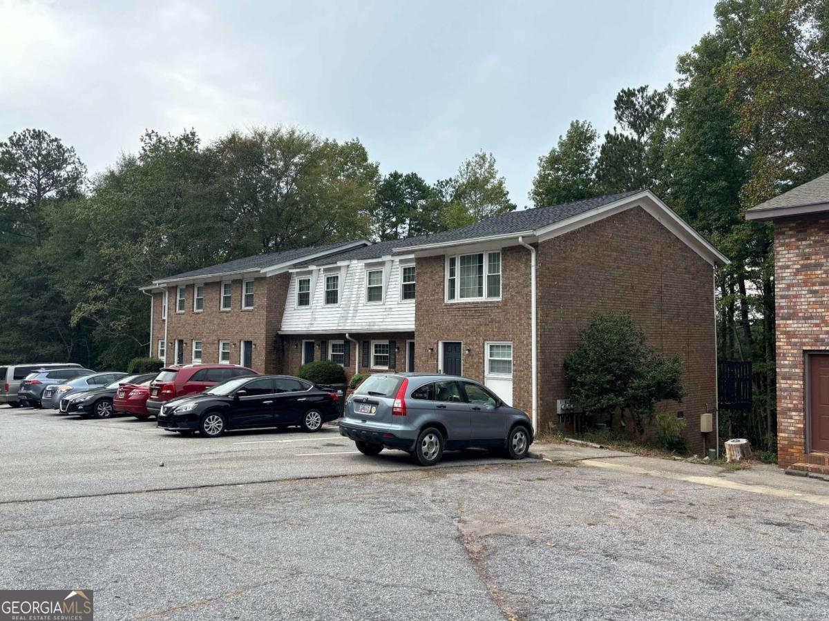 180 Chalfont LN 1-6