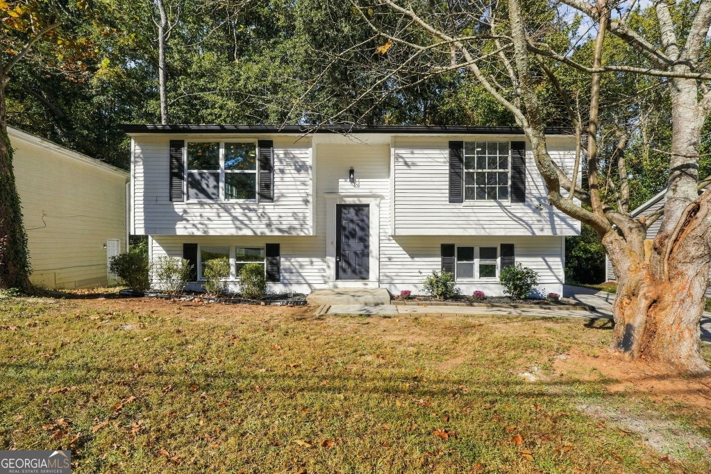Photo of 2075 Countydown Lane, Stone Mountain, GA 30088 (MLS # 10880608)